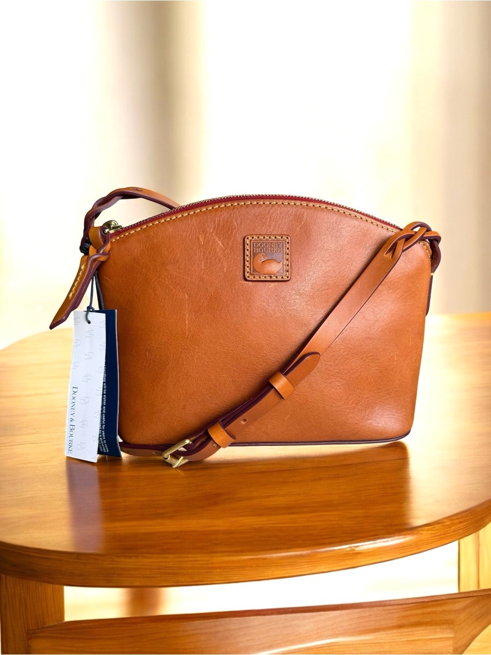 🆕 Dooney & Bourke Florentine Leather Penny Crossbody Natural